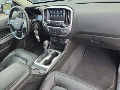 2022 Chevrolet Colorado — photo 11 view