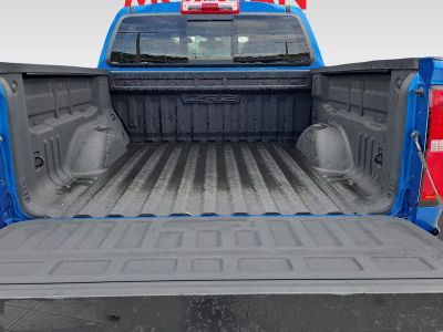 2022 Chevrolet Colorado — photo 10 view