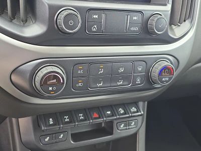 2022 Chevrolet Colorado — photo 24 view