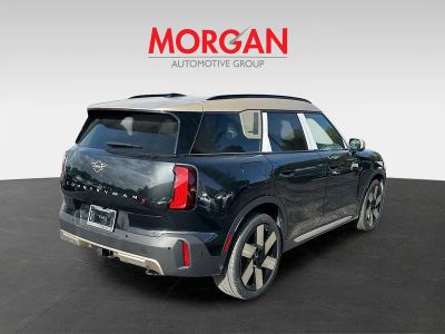 2026 MINI Cooper S Countryman — engine compartment view