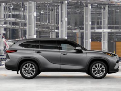 2026 Toyota Highlander - Photo 12