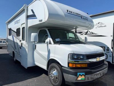 2025 Thor Motor Coach Freedom Elite 21HE — front three-quarter view