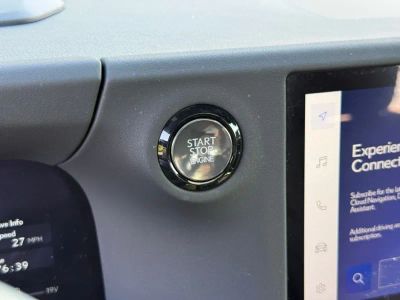 2024 Lexus GX - Photo 32
