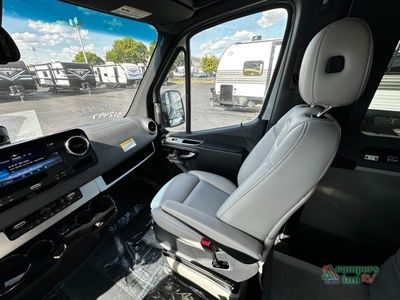 2026 Airstream Interstate - Photo 18