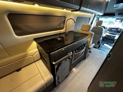 2026 Airstream Interstate - Photo 30
