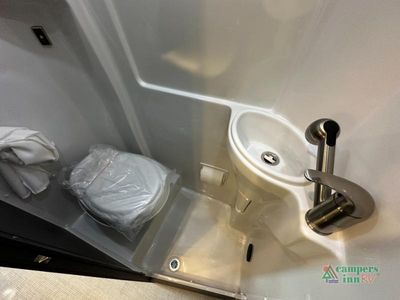 2026 Airstream Interstate - Photo 39