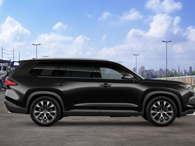 2026 Toyota Grand Highlander Hybrid - Photo 12