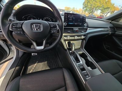2022 Honda Accord Sedan - Photo 10