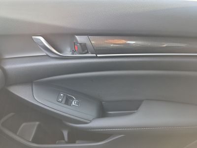 2022 Honda Accord Sedan - Photo 15