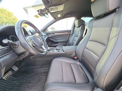 2022 Honda Accord Sedan - Photo 12