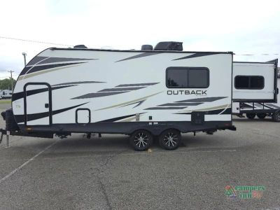 2023 Keystone RV Outback Ultra Lite - Photo 4