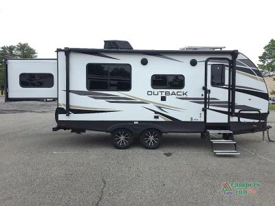 2023 Keystone RV Outback Ultra Lite - Photo 8