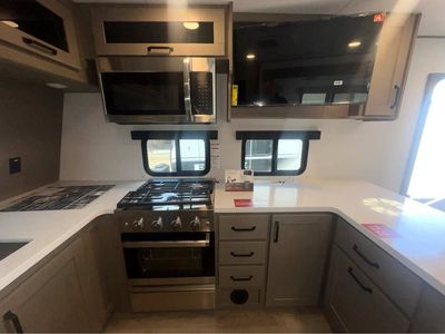 2026 Grand Reflection Travel Trailer - Photo 14