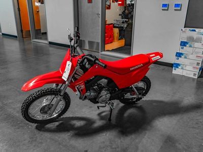 2026 Honda CRF110F - Photo 7