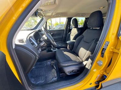2023 Jeep Renegade - Photo 19