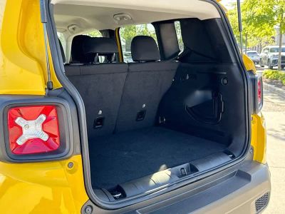 2023 Jeep Renegade - Photo 32
