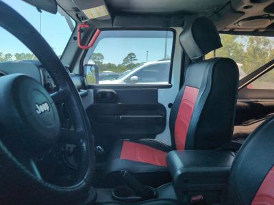 2009 Jeep Wrangler - Photo 2