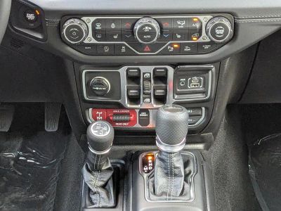 2026 Jeep Gladiator — photo 18 view