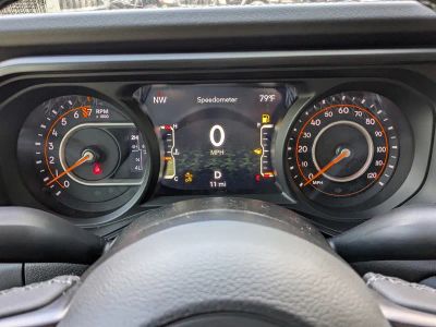 2026 Jeep Gladiator — photo 25 view
