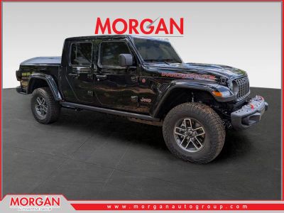 2026 Jeep Gladiator Mojave in Black — front three-quarter view