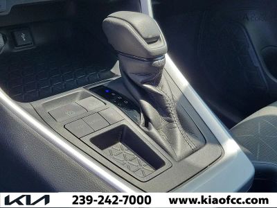 2021 Toyota RAV4 — photo 33 view
