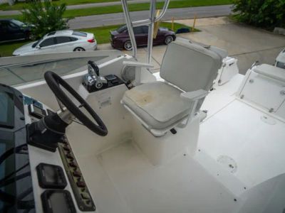 2002 Century 3200 WA - Photo 12