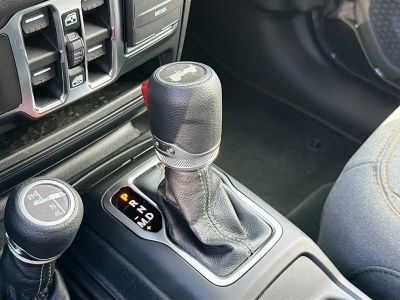 2026 Jeep Wrangler — photo 28 view