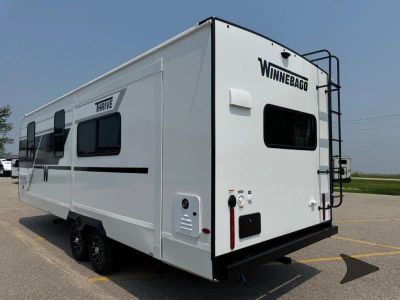 2026 Winnebago Thrive - Photo 6