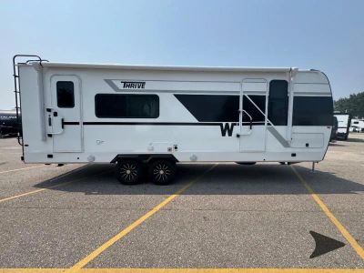 2026 Winnebago Thrive - Photo 3