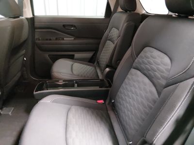 2023 Nissan Pathfinder - Photo 27