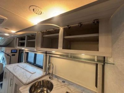 2025 Thor Motor Coach Compass - Photo 27