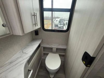 2025 Thor Motor Coach Compass - Photo 35