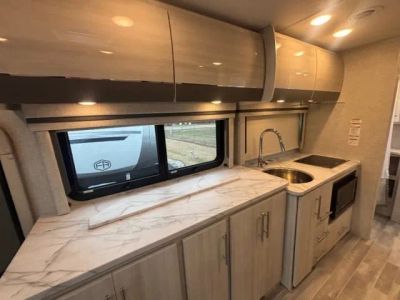 2025 Thor Motor Coach Compass - Photo 26