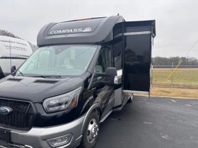 2025 Thor Motor Coach Compass - Photo 6
