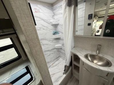 2025 Thor Motor Coach Compass - Photo 36