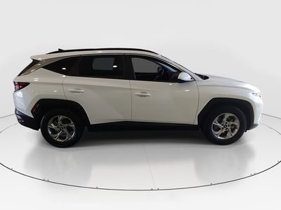 2024 Hyundai Tucson — photo 8 view