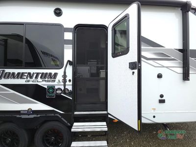 2026 Grand Design Momentum G-Class - Photo 9