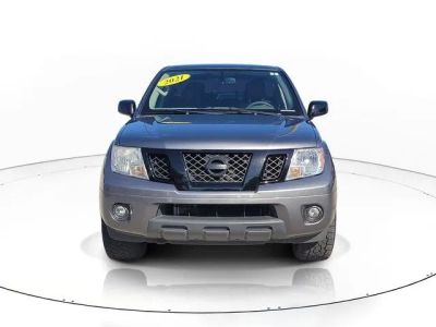 2021 Nissan Frontier — side profile view