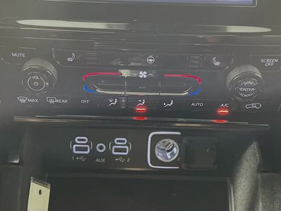2022 Jeep Grand Cherokee - Photo 23