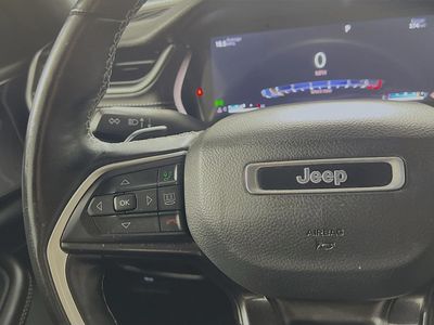 2022 Jeep Grand Cherokee - Photo 16