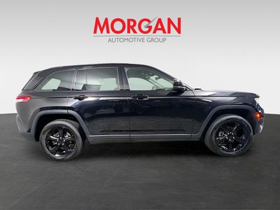 2022 Jeep Grand Cherokee - Photo 2