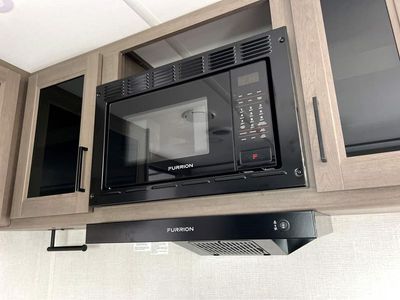 2026 GRAND DESIGN TRANSCEND - Photo 14