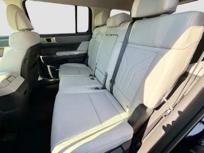 2026 Hyundai SANTA FE — photo 19 view