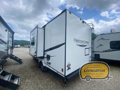 2022 Coachmen RV Freedom Express Ultra Lite - Photo 5