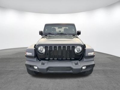2021 Jeep Gladiator - Photo 2