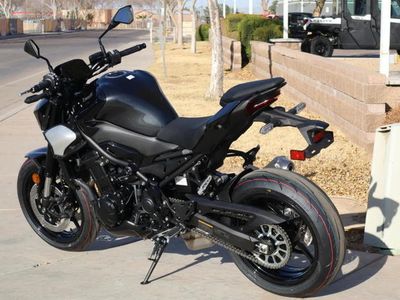 2025 Kawasaki Z900 ABS Metallic Spark Black/Metallic Carbon Gray - Photo 5
