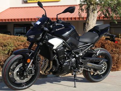 2025 Kawasaki Z900 ABS Metallic Spark Black/Metallic Carbon Gray - Photo 2