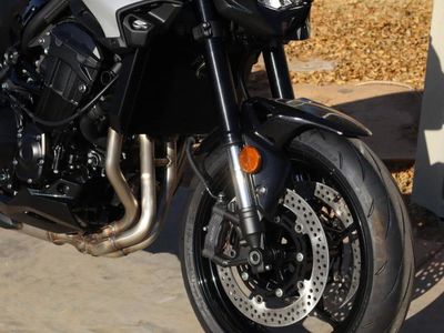 2025 Kawasaki Z900 ABS Metallic Spark Black/Metallic Carbon Gray - Photo 14