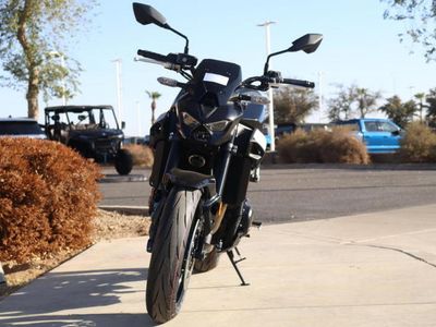 2025 Kawasaki Z900 ABS Metallic Spark Black/Metallic Carbon Gray - Photo 4