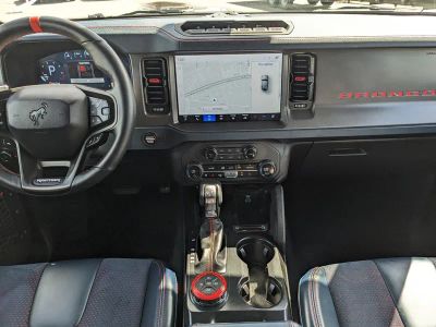 2025 Ford Bronco — photo 14 view